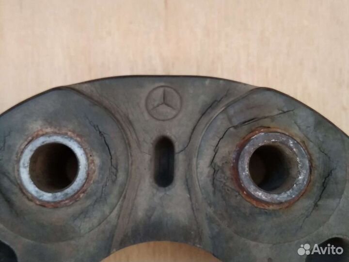 Муфта кардана mercedes A2104110215