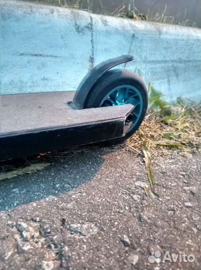 Трюковой самокат