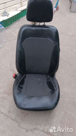 Кресло на гранту