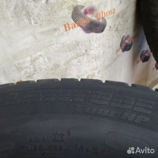 Michelin Latitude Tour HP 215/70 R16