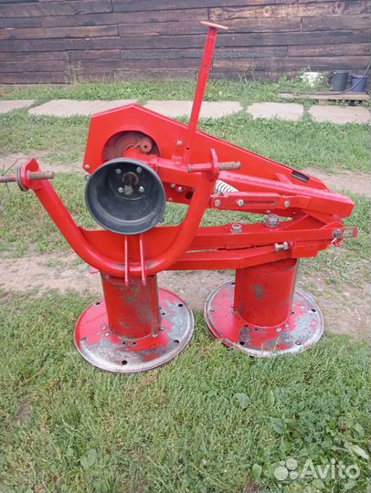 Продам польскую роторную косилку Wirax 125