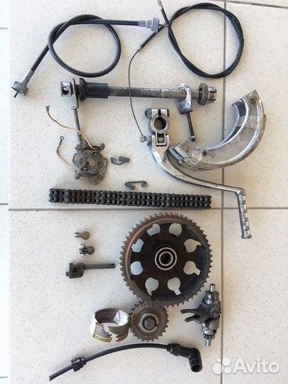 Мотоцикл в разборе иж Планета-3