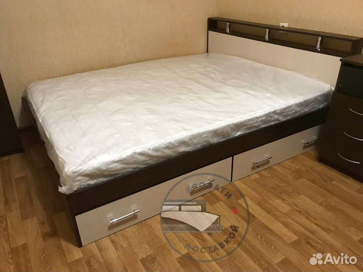 Кровать двуспальная