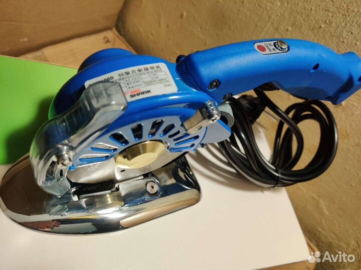 Нож раскройный дисковый RED shark RCS-100 D-BL