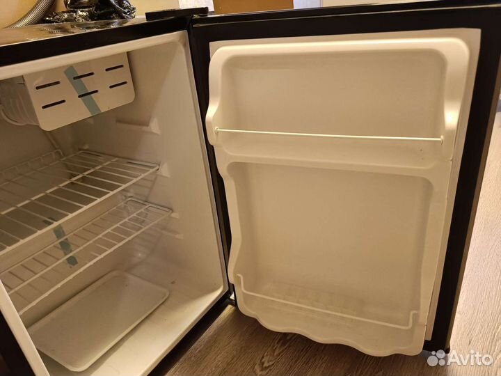Холодильник бу маленький