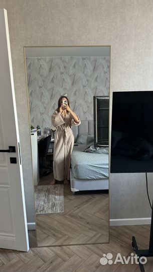 Зеркало напольное