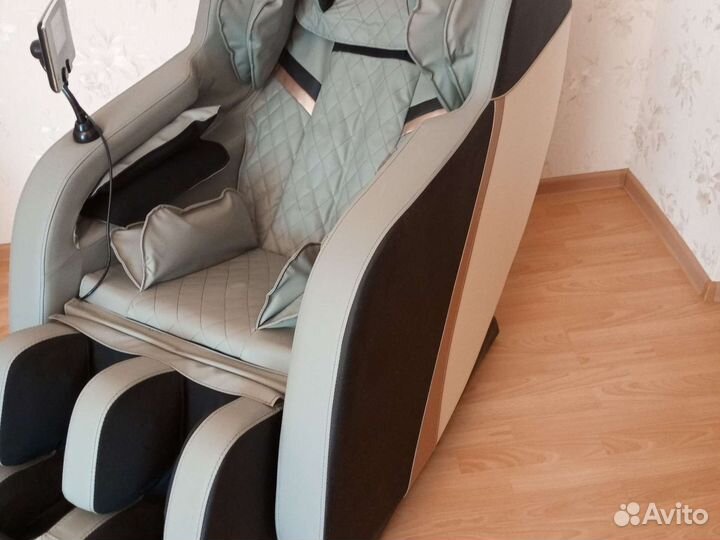 Массажное кресло