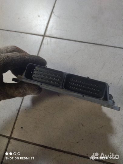 Блок управления двигателя Эбу Renault Logan 1