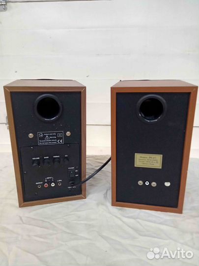 Активная акустика 2,0