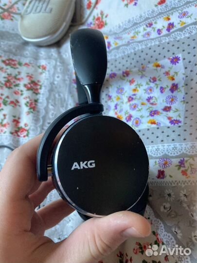 Беспроводные наушники akg Y500 wireless