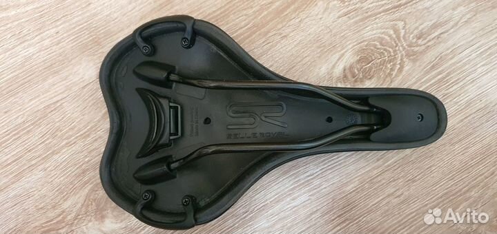 Велосипедное седло selle royal