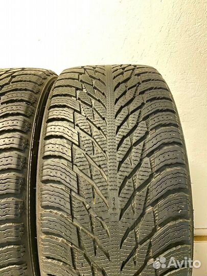 Nokian Tyres Hakkapeliitta R3 SUV 275/45 R20