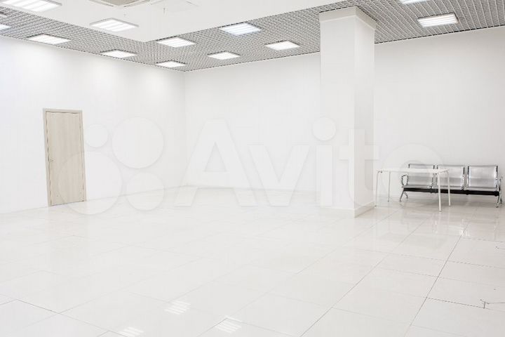 Торговое помещение в ТЦ, 119.4 м²