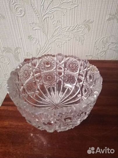 Хрустальная ваза, салатница, бокалы