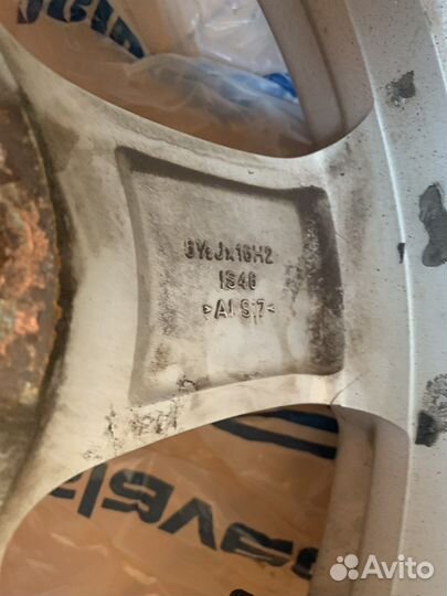 R16 Continental ContiWinterContact TS 830 P 205/60, PCD 5x120 DIA 72.6