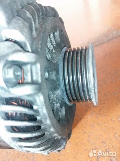 Генератор на Mazda 6 бу