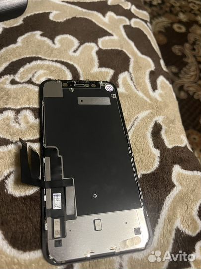 Экран на iPhone xr