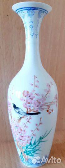 Ваза, китайский фарфор.