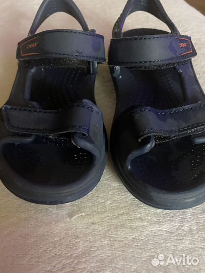 Продам сандали Crocs