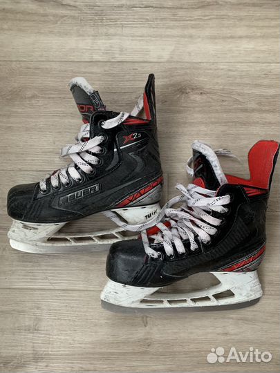 Хоккейные коньки bauer