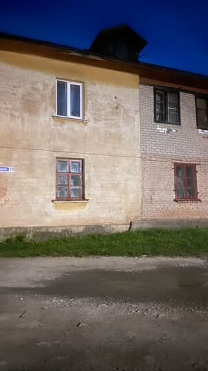 Комната 10 м² в 3-к., 2/2 эт.