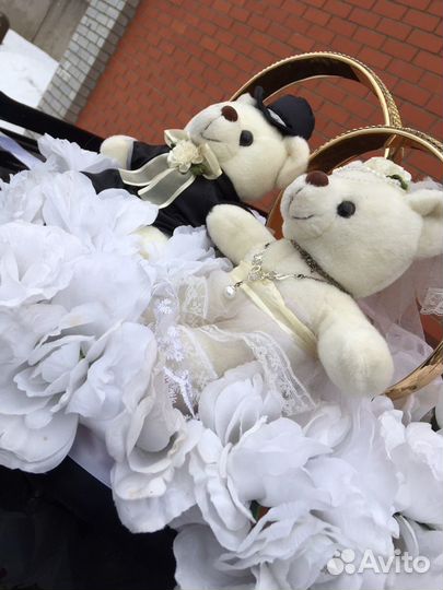 Свадебные украшения на машину