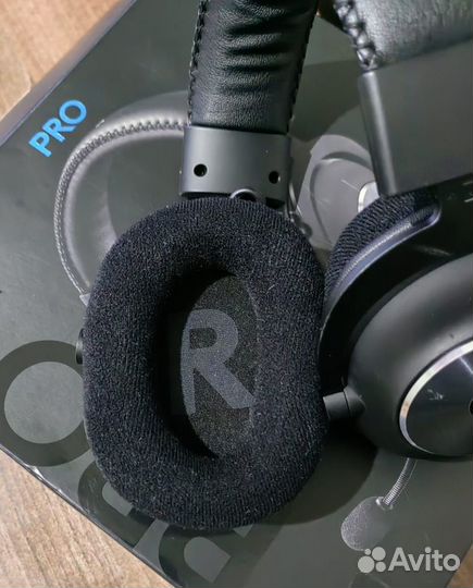 Наушники Logitech g pro X