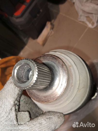 Левый привод пассат