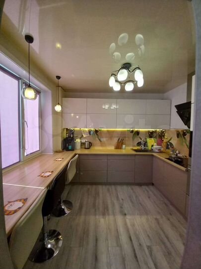 4-к. квартира, 76,6 м², 6/9 эт.