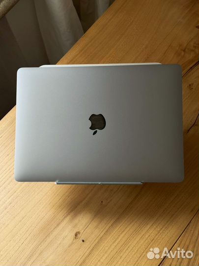 Apple macbook air 13 2020 m1