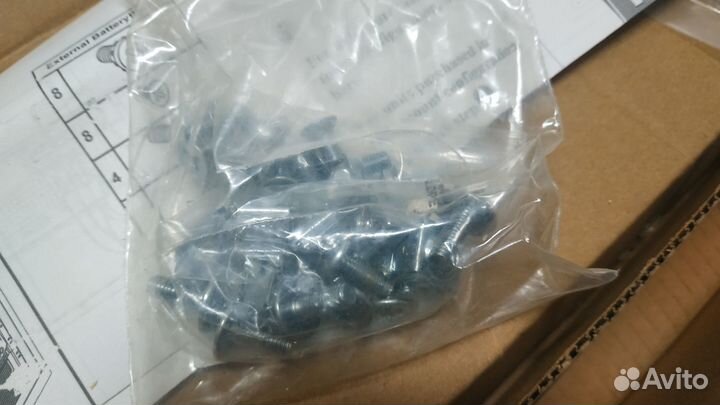 Монтажные рельсы APC surtrk2