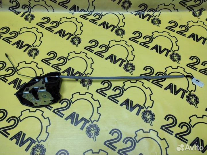 Замок двери задний левый Bmw X5 E70 N52B30 12.2008