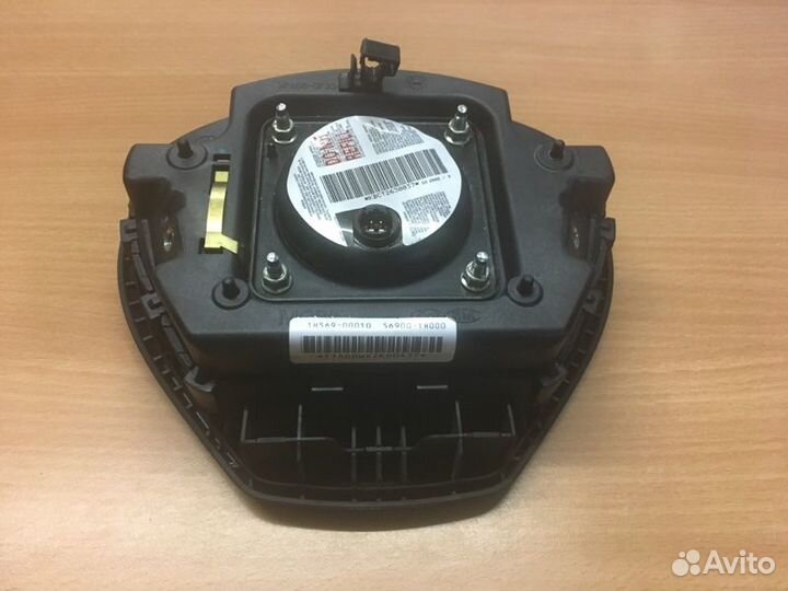 Подушка безопасности в руль передняя Kia Ceed 1 ED