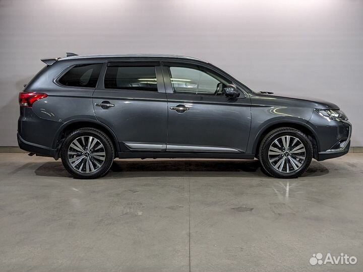 Mitsubishi Outlander 2.4 CVT, 2019, 44 620 км