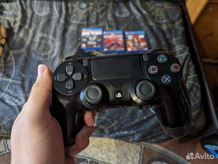 Sony PS4 fat + 3 диска