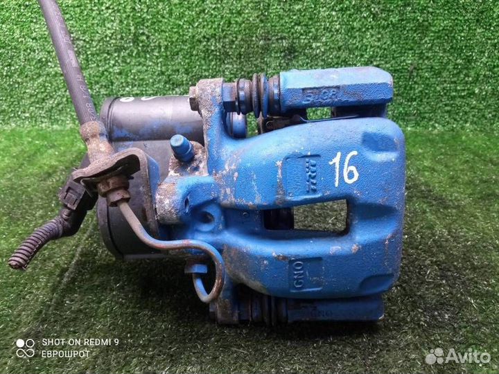 Суппорт задний левый Volkswagen Passat (B6) (2005