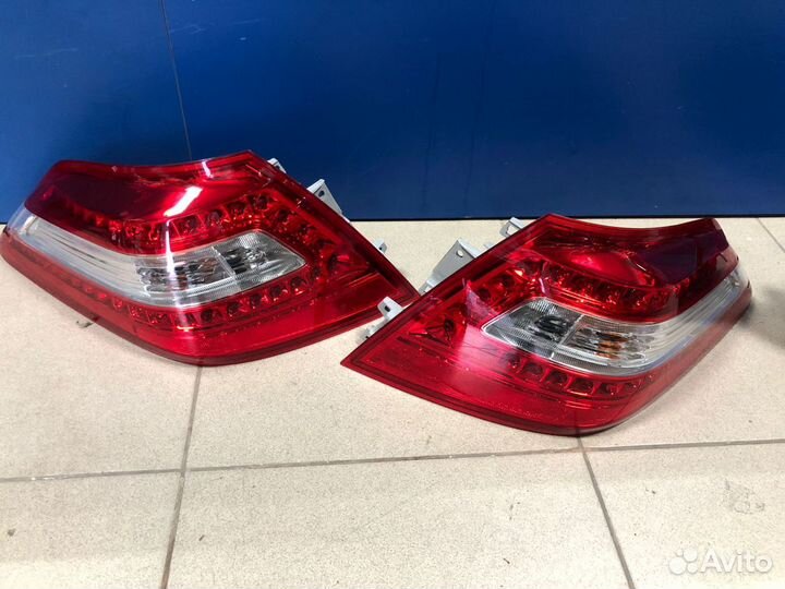 Фонарь правый левый Nissan Teana J32 в идеале
