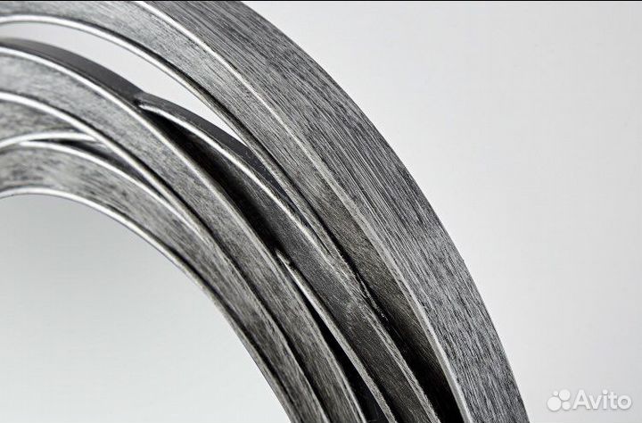 Декоративное зеркало в раме