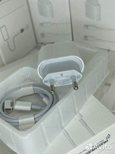 Быстрая зарядка для iPhone 20w