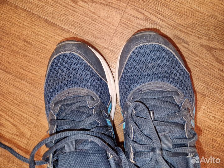 Кроссовки asics