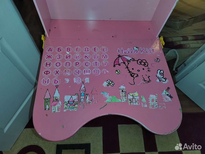 Детский туалетный столик для девочки плюс стульчик