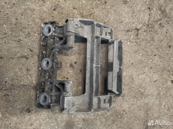 Подножка DAF XF 105 2007 1735004