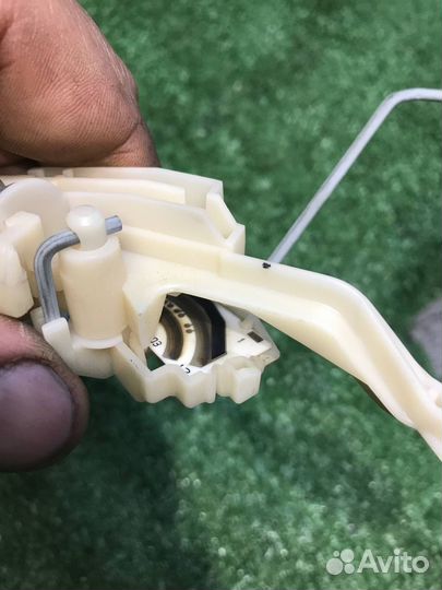 Датчик уровня топлива