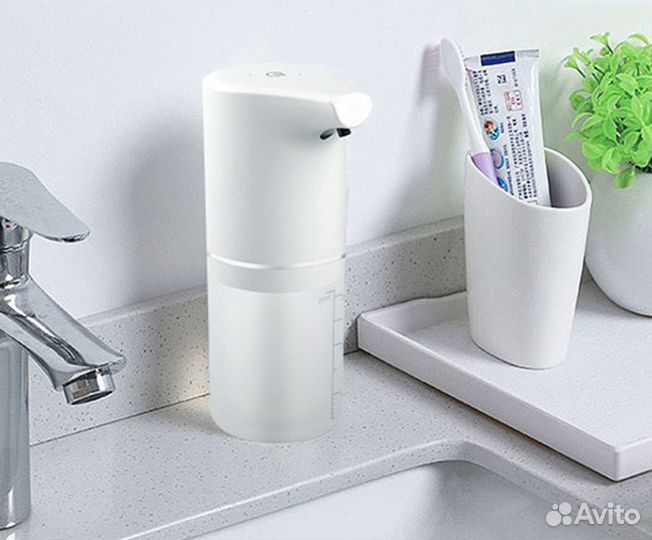 Диспенсер для мыла дозатор сенсорный в ванную