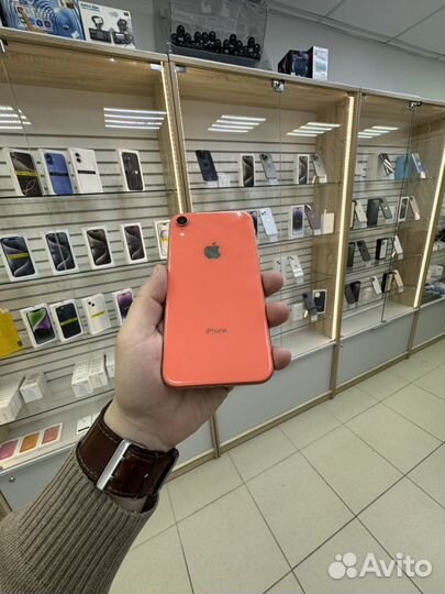 iPhone Xr, 64 ГБ