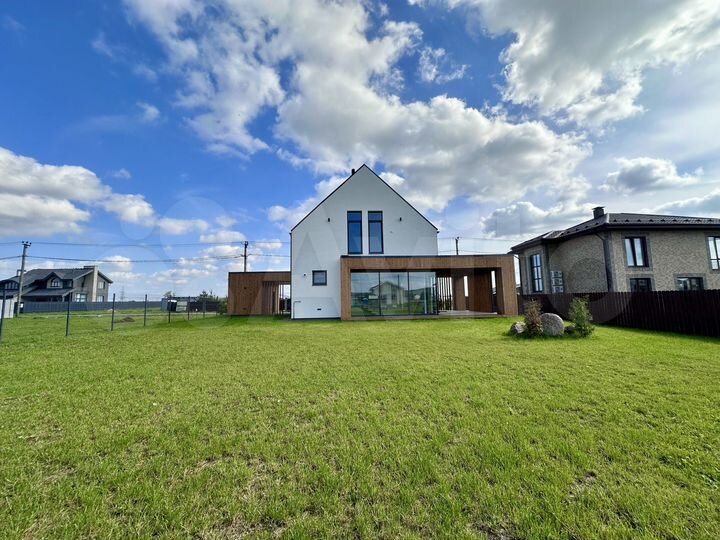 Дом 192 м² на участке 10 сот.