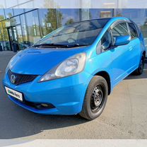 Honda Fit 1.3 CVT, 2009, 135 834 км, с пробегом, цена 641 000 руб.