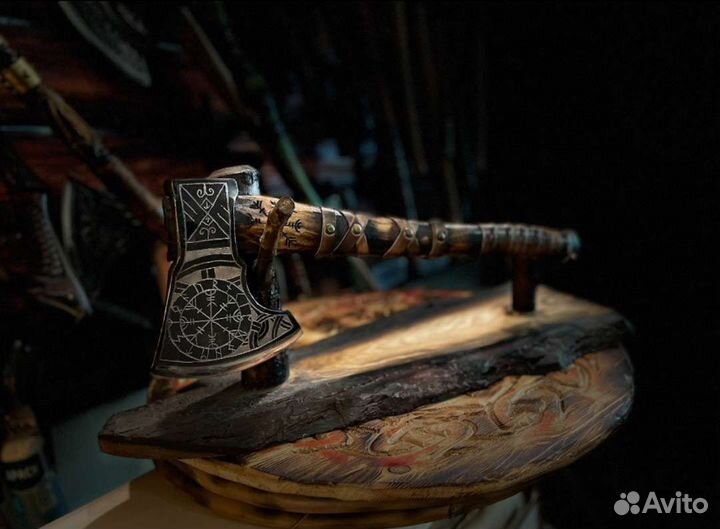 Топор кованый ручной работы