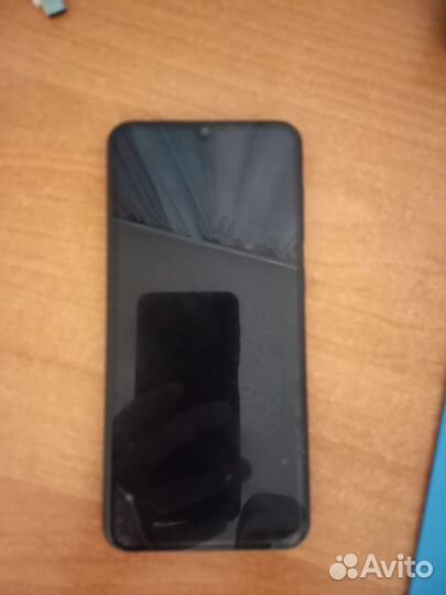 Samsung Galaxy A20, 3/32 ГБ