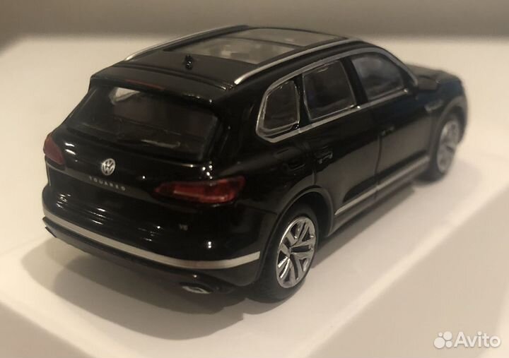 1/64 Volkswagen touareg